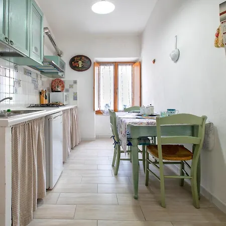 Appartamento Dery Holiday La Torre